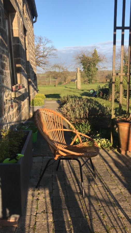 Le Jardin Des Fees Bed and Breakfast Savigny-le-Vieux Buitenkant foto