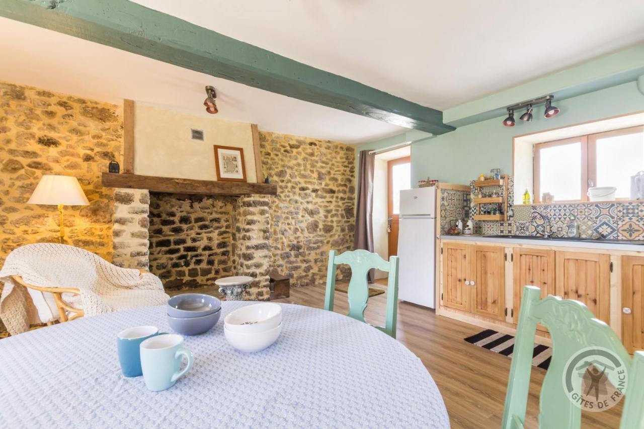 Le Jardin Des Fees Bed and Breakfast Savigny-le-Vieux Buitenkant foto