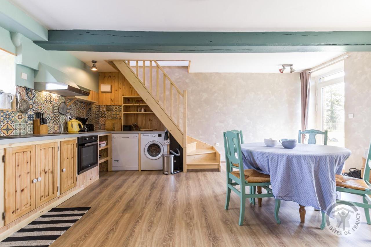 Le Jardin Des Fees Bed and Breakfast Savigny-le-Vieux Buitenkant foto